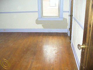 3rd image of 18490 Lancashire St