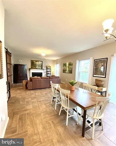 9411 Wood Creek Cir — Photo 6