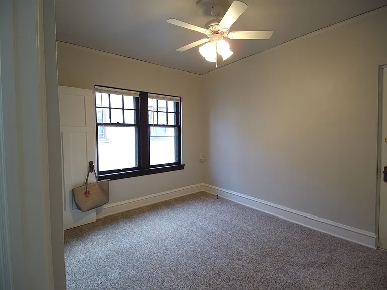 1717 E Newton Ave — Photo 9