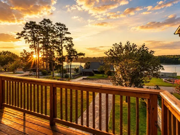 16375 Lochness Dr, Willis, TX 77318