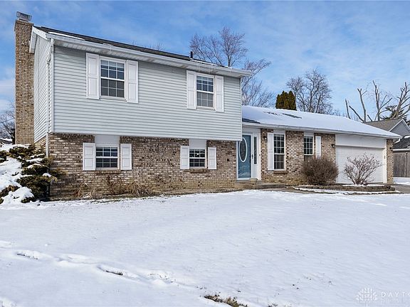 3rd image of 1261 Troy Ct