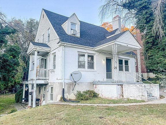 2nd image of 168 Clement Ave