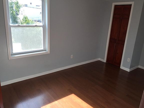 5th image of 4600 Cullen St