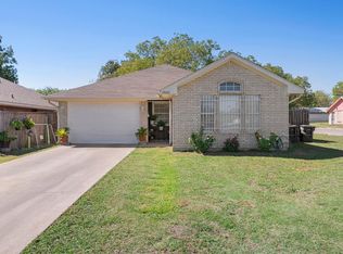 3900 8th Ave, Fort Worth, TX 76110