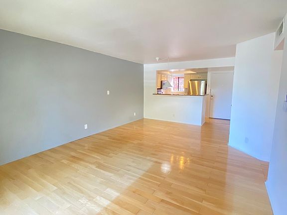 5th image of 64 N Mar Vista Ave APT 103