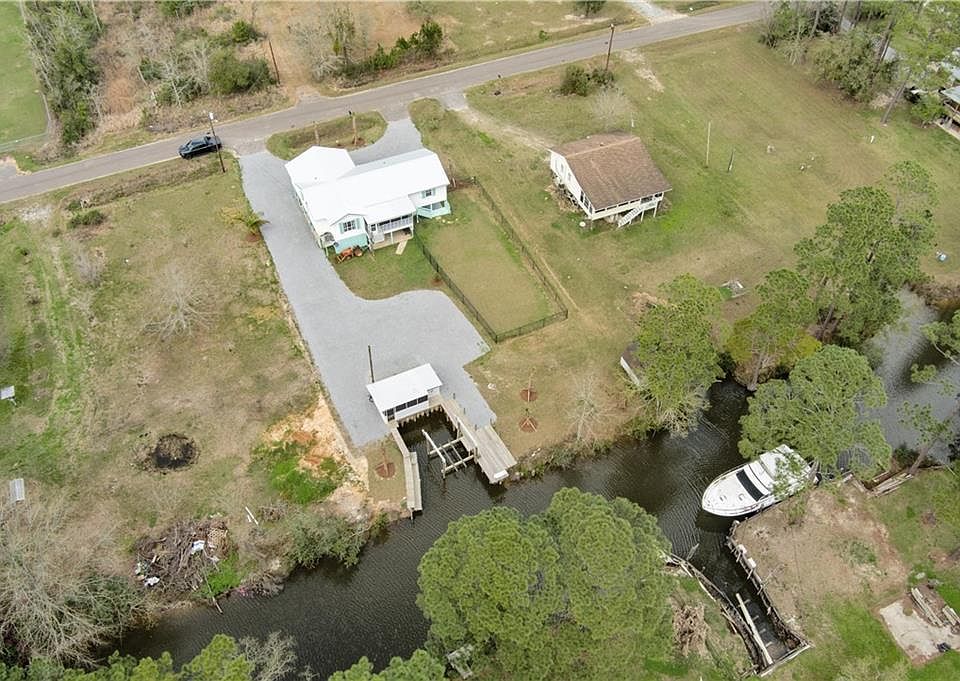 15373 Morris Dr, Coden, AL 36523 MLS 7272408 Zillow