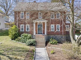 247 Stratford St, West Roxbury, MA 02132