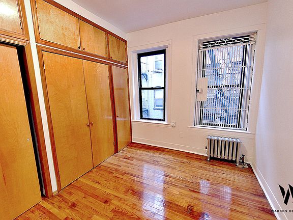 3rd image of 316 E 11th St APT 3C