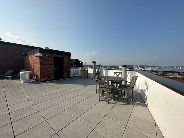 300 Commercial St #602 — Photo 22