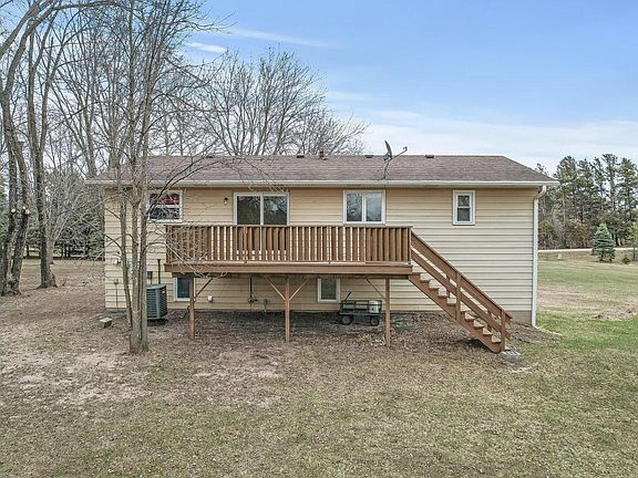 5th image of 20225 Quamme Ave