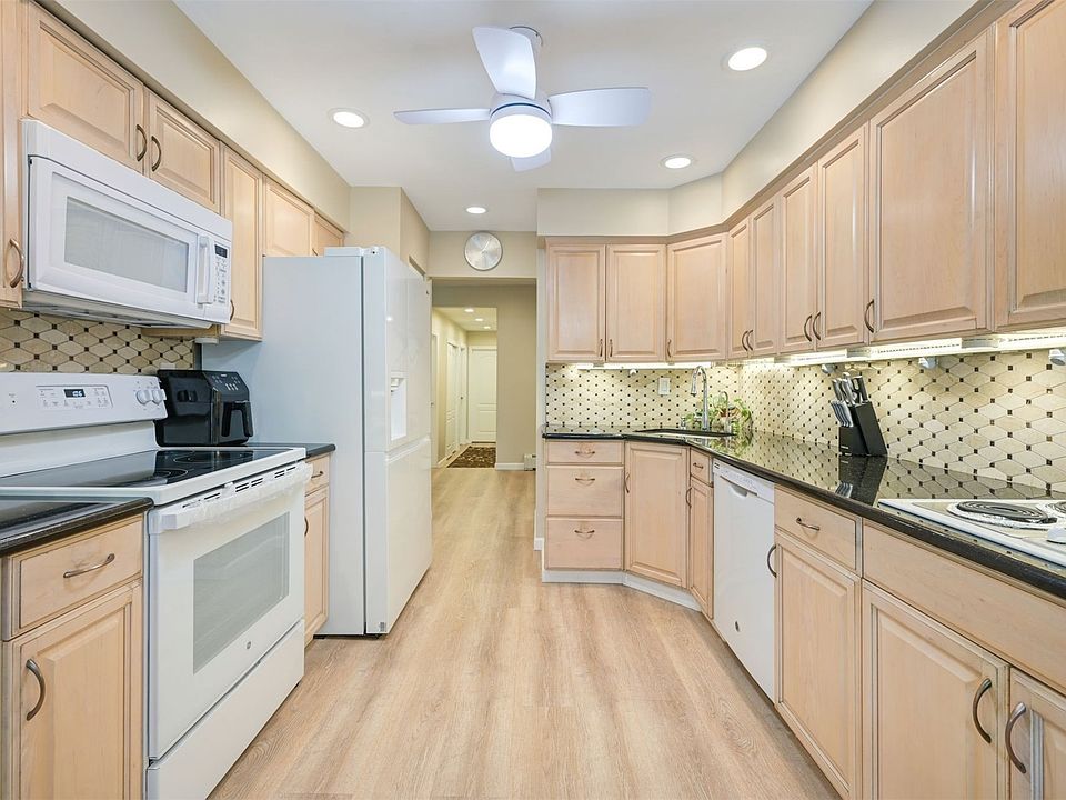 85 Loop Drive, Sayville, NY 11782 MLS 3496588 Zillow