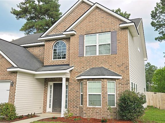 3rd image of 14 Canterbury Drive NE