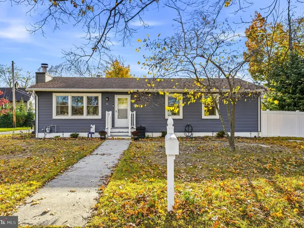 16 Sumner Ave, Berlin, NJ 08009
