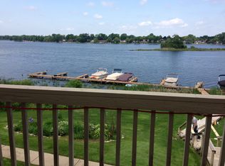 3264 Island Cove Dr UNIT 100, Waterford, MI 48328