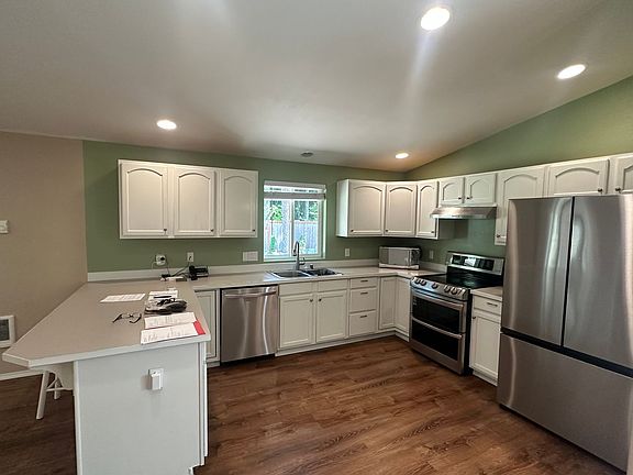 5th image of 18524 Woodside Dr SE