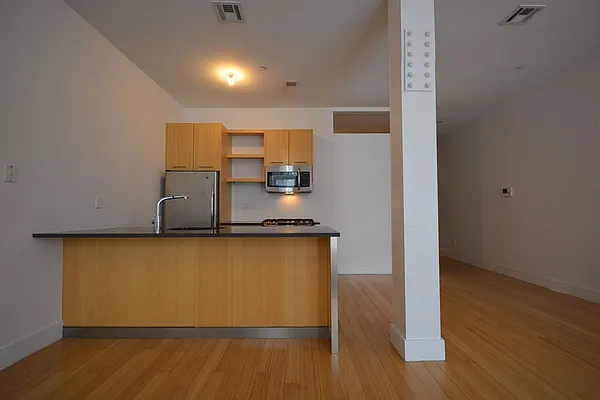 Rented by Citi Habitats | media 17