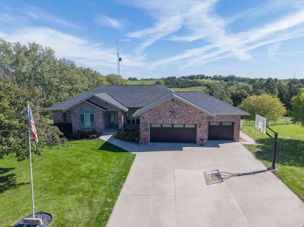 1000 Tara Heights Dr, Norfolk, NE 68701