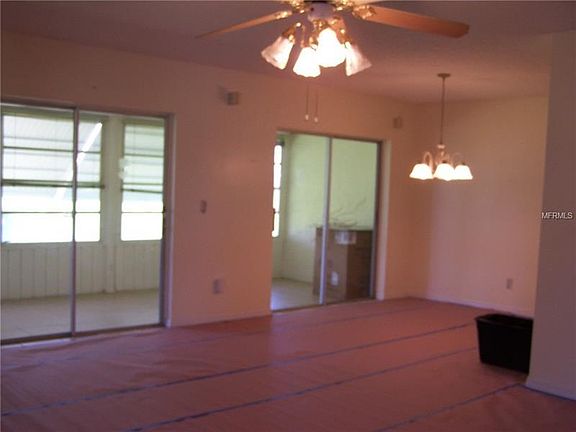 4th image of 122 Glendower Cir #266