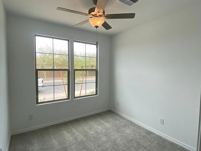 1615 E Paul Dr — Photo 21