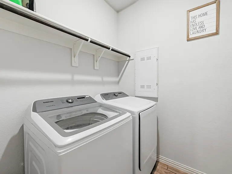 196 Lady Bird Dr — Photo 24