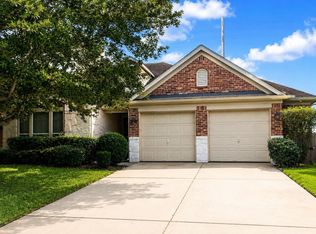 13110 Imperial Shore Dr, Pearland, TX 77584