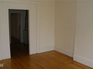 594 Grand St, Brooklyn, NY 11211