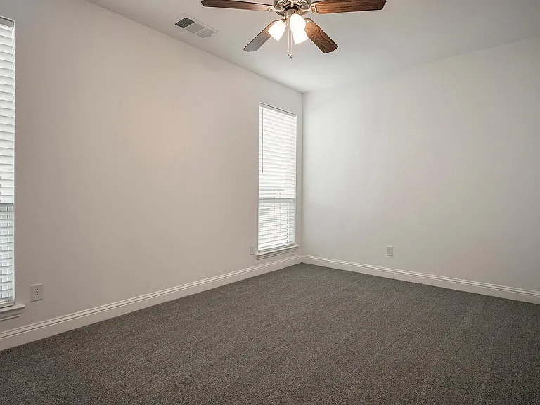 2351 Waterford Way — Photo 19