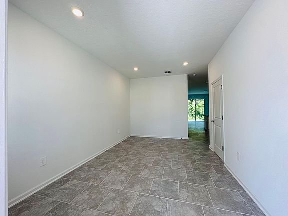 4th image of 7448 Stone Creek Trl