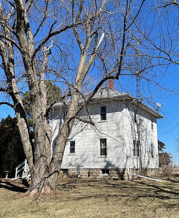 1st image of 1465 Townline Rd