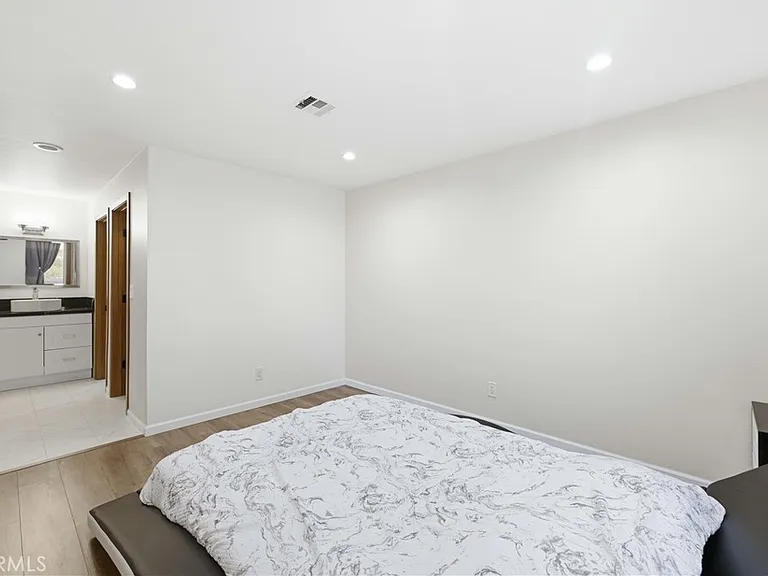 41201 Laidlaw Ln — Photo 16