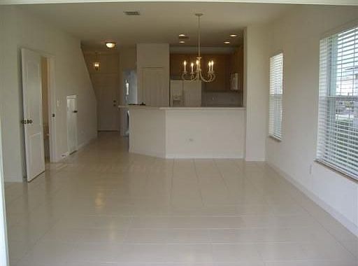 5th image of 10762 Savannah Wood Dr #120