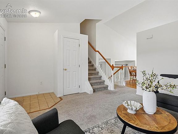 4th image of 16275 Peregrine Dr