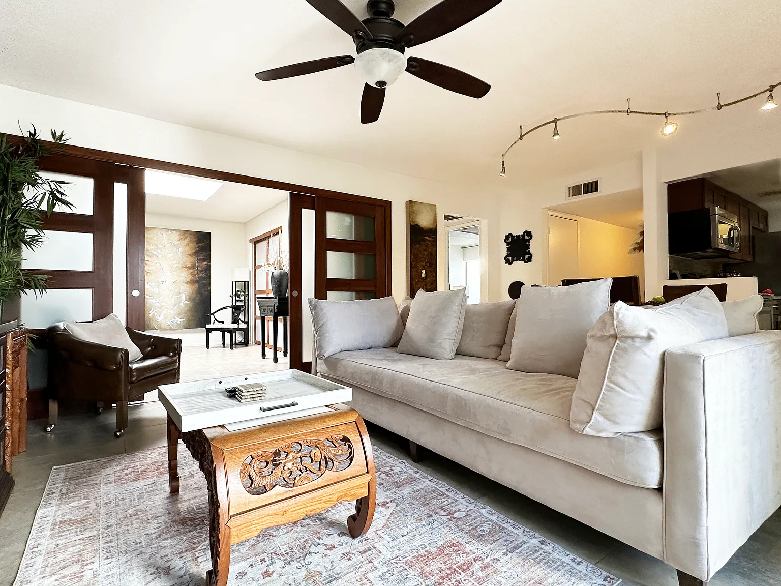 2 bed, $2,200 — Photo 2