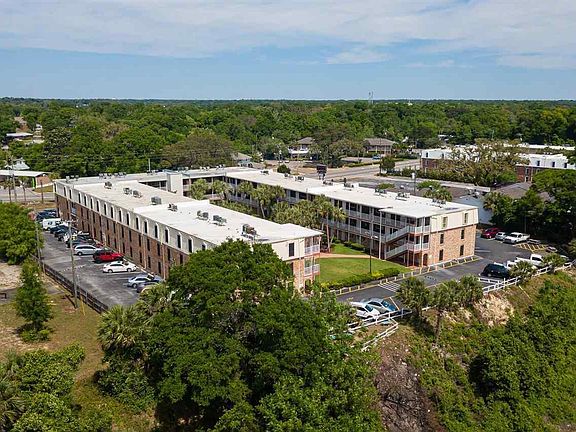 2nd image of 600 Scenic Hwy APT 106