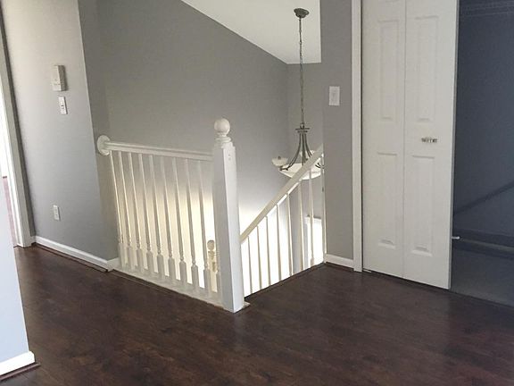 4th image of 5560 Pine Aires Dr #1