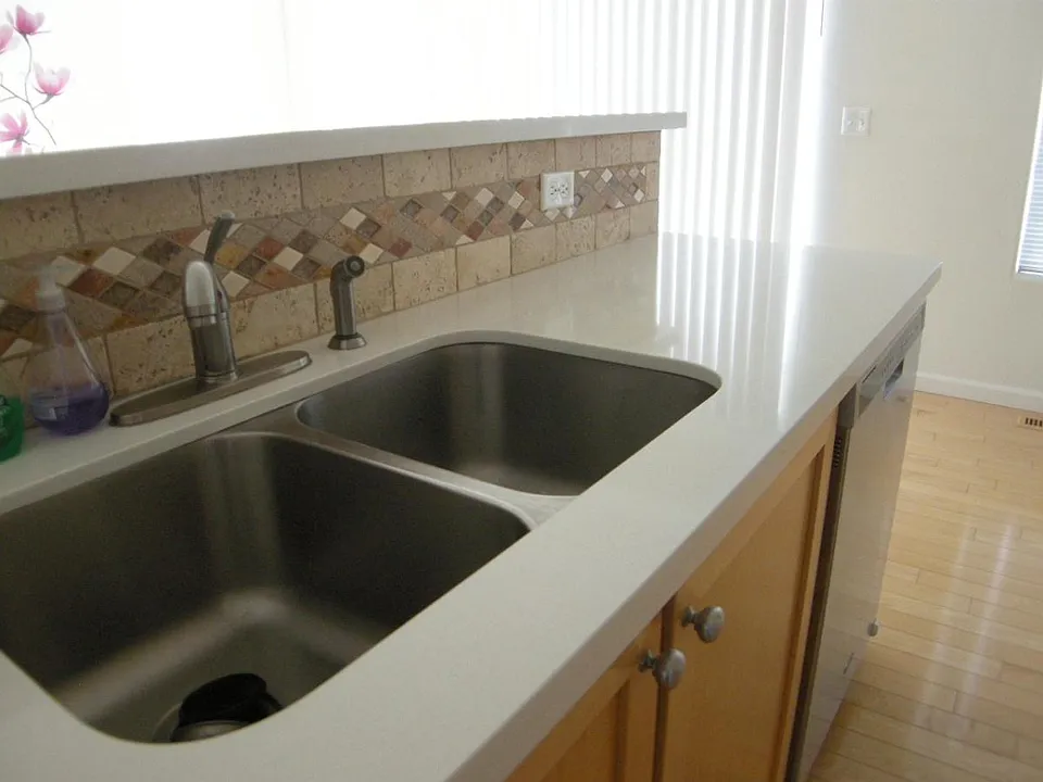 Kitchen sink