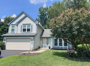 716 Darnell Ln, Gurnee, IL