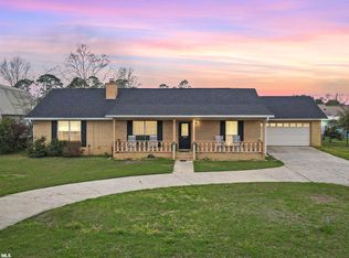 2209 Clubhouse Dr, Lillian, AL 36549