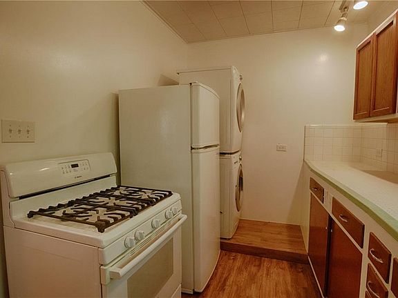 5th image of 1808 Travis Heights Blvd #B