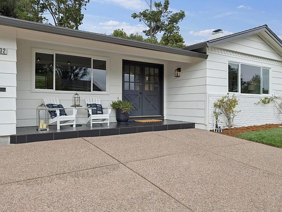 5th image of 3032 Arguello Dr