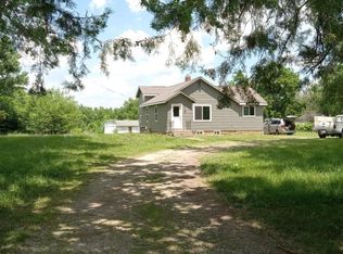 310 NW 35th St, Topeka, KS 66617