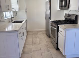 1946 Selby Ave APT 301, Los Angeles, CA 90025