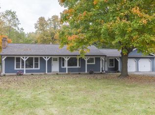 6313 Cascade Rd SE, Grand Rapids, MI 49546