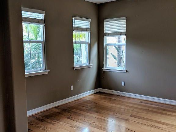 3rd image of 375 Town Forest Ct