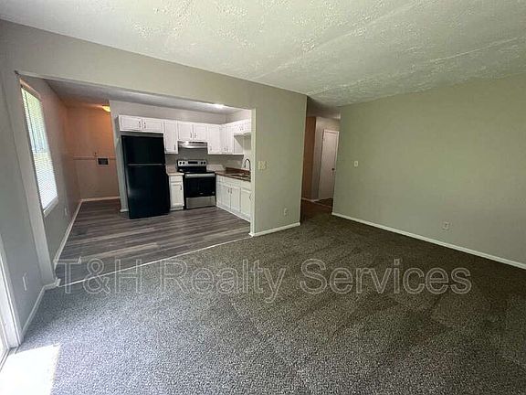 2nd image of 2605 N Tacoma Ave