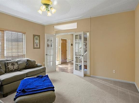 5th image of 217 Martin Dr