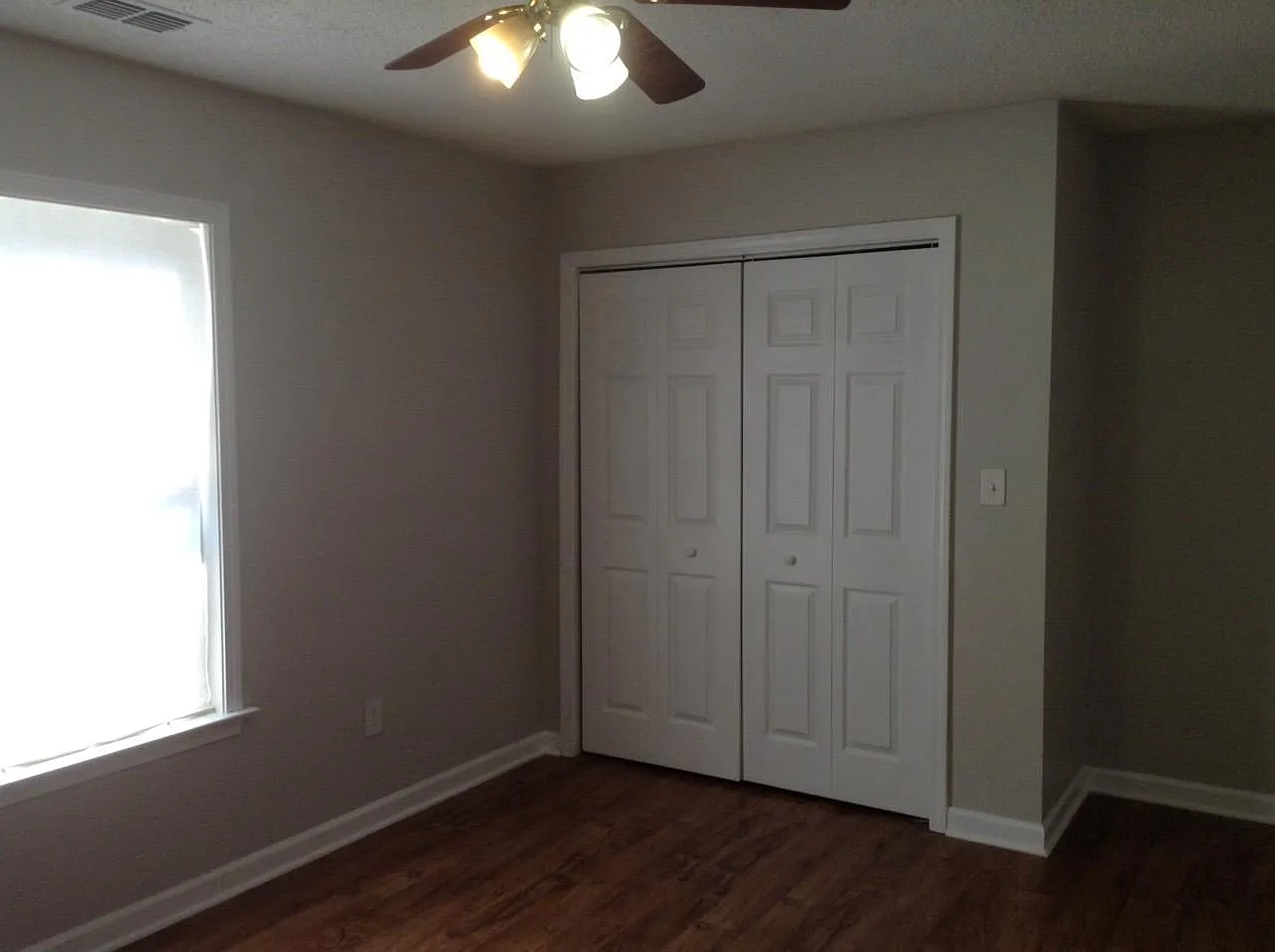 2 bed, 800 sqft, $950 — Photo 2