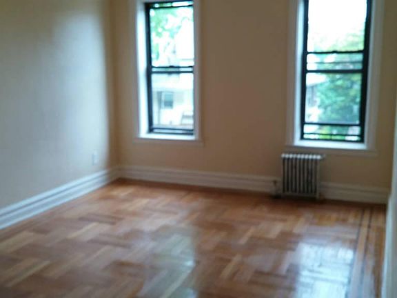 3rd image of 2145 Ocean Ave APT D3