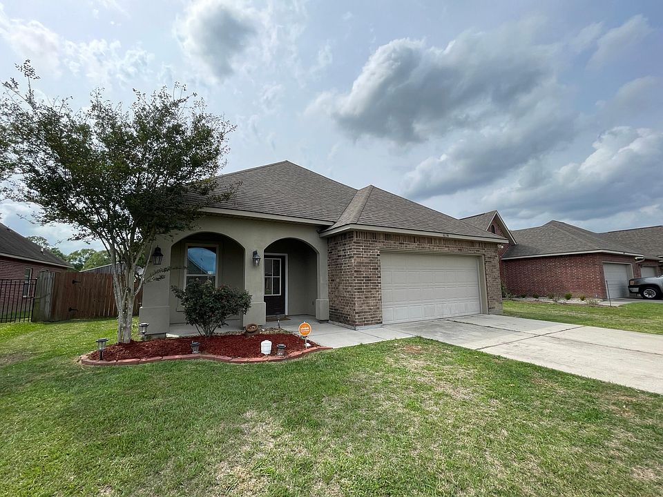 1st image of 16351 Timberstone Dr