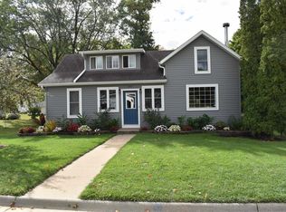 203 W 5th St, Riceville, IA 50466